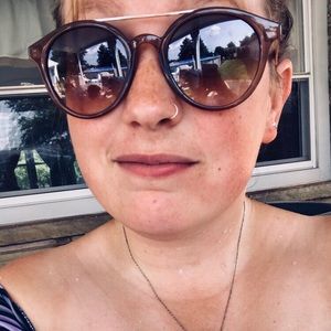 Meet your Posher, Karyn